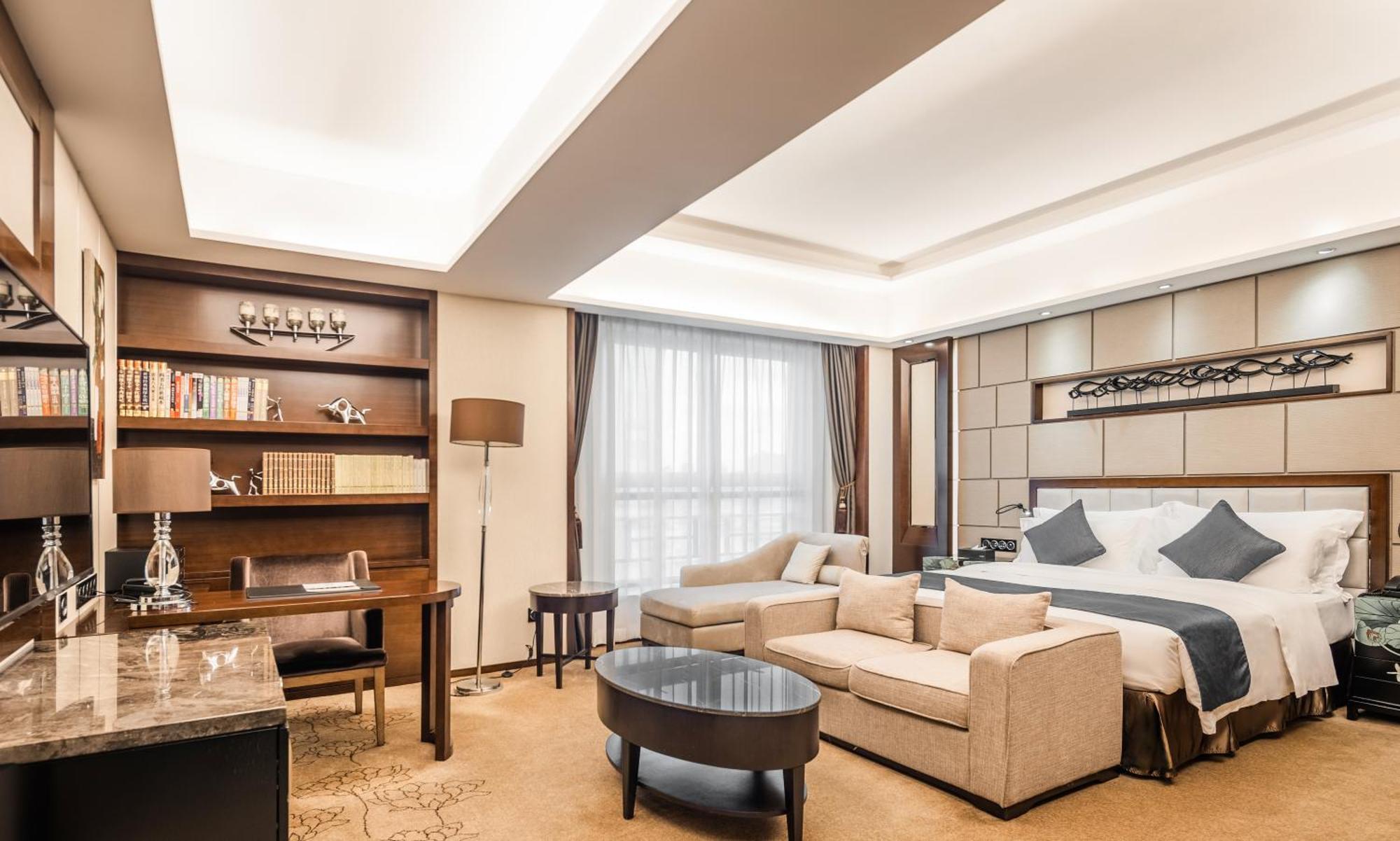 Maoming International Hotel ภายนอก รูปภาพ